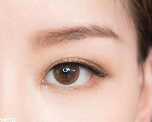 網(wǎng)紅的妝都是怎么化的？論女生眼妝的重要性