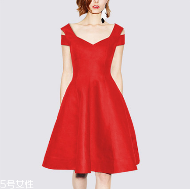 冬天紅色衣服怎么搭配？冬天就要紅