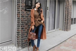過(guò)膝大衣配什么褲子？各種混搭瞬間出眾