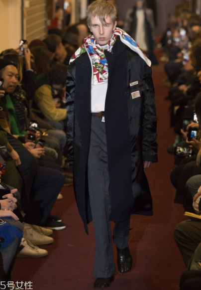 vetements2018秋冬系列服裝怎么樣_好看嗎？