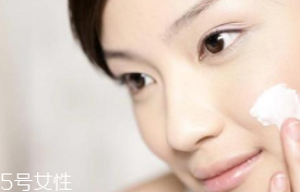 素顏霜美白原理是什么？添加色料二氧化鈦