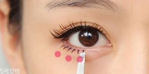 淑女妝怎么畫清新自然？教你化一個(gè)撩倒男神的妝