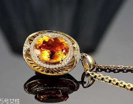黃水晶有收藏價(jià)值嗎？聽(tīng)聽(tīng)專家怎么說(shuō)