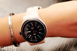 swatch手表怎么調(diào)日期和時(shí)間？