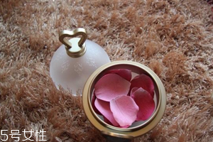 花瓣腮紅怎么做的？貌美又好用