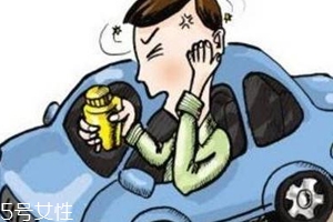 春節(jié)回家暈車怎么辦？別吃東西聞橘皮