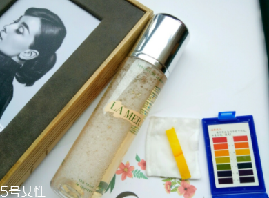 海藍(lán)之謎煥膚水適合干皮嗎？海藍(lán)之謎煥膚水產(chǎn)品評測