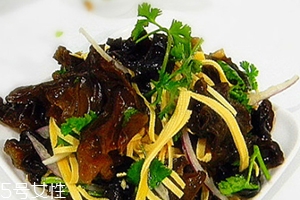 豆皮和木耳能一起吃嗎？味道非常棒