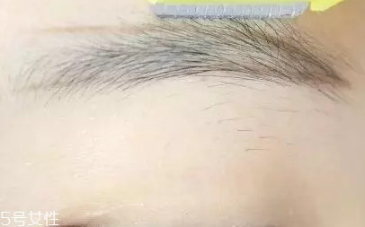 自然不做作的毛流眉怎么畫？紋理清晰有弧度