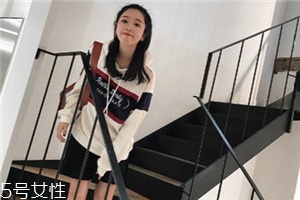 衛(wèi)衣掉色怎么辦？這樣洗不會掉色