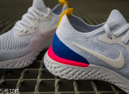 nike epic react flyknit開(kāi)箱測(cè)評(píng) 耐克全新緩震科技跑鞋震撼登場(chǎng)