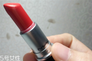 mac sweet sakura適合黃皮嗎？口紅要選擇適合自己的