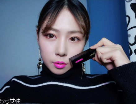 ysl圣羅蘭黑管唇釉哪個顏色好看？持久度加分