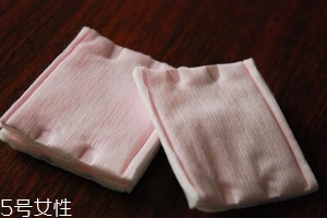 化妝棉和卸妝棉有什么區(qū)別？化妝棉功能更全