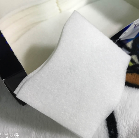 化妝棉濕敷多久好？五分鐘就好