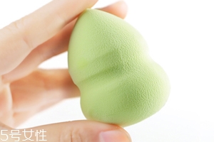 立體化妝粉撲有哪些用途？小身材大功效
