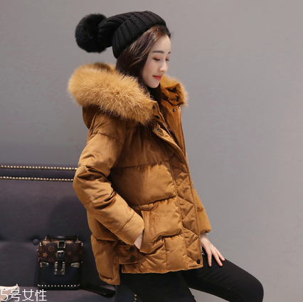 小個子女生適合什么款式棉服？打造冬日浪漫情緣