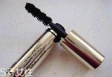 迪奧睫毛膏怎么樣？刷完睫毛膏再夾一次睫毛更卷翹