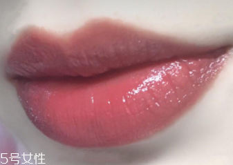 Mac口紅哪個(gè)顏色最火？6款最愛唇色試色