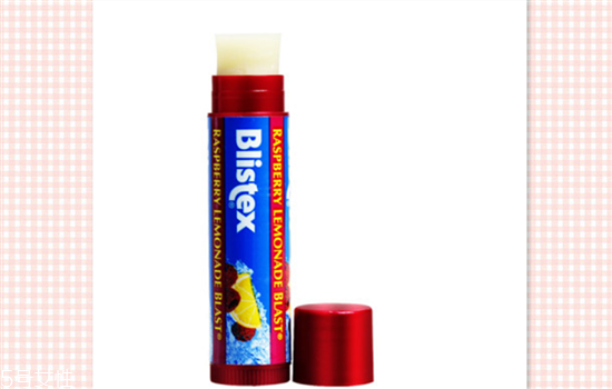 blistex唇膏有哪幾款？使用唇膏應(yīng)該適量