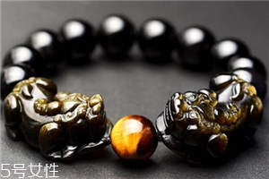 金曜石手鏈戴哪只手？金曜石手鏈這樣戴