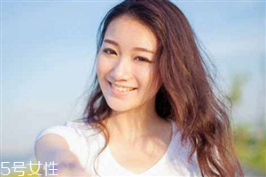 圓臉有劉海好還是沒有劉海好？頭發(fā)少又細(xì)不適合短發(fā)