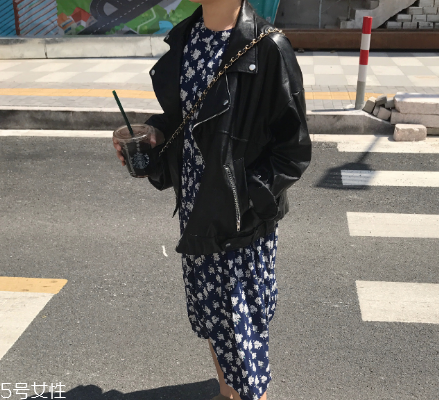 短款皮衣怎么搭配好看？酷girl的冬日選擇