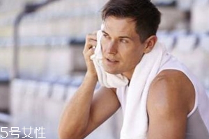 出很多汗是有益的嗎？出汗并不能排出有害物質(zhì)