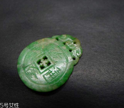 翡翠冰種和糯種哪個好？原來有這么大的區(qū)別