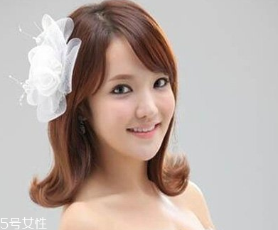 短發(fā)怎么做新娘造型？編發(fā)好看又簡單