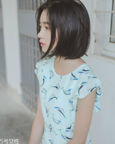 圓臉有劉海好還是沒有劉海好？頭發(fā)少又細(xì)不適合短發(fā)