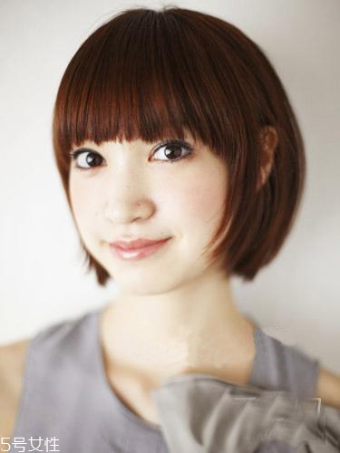 女生發(fā)質軟適合什么發(fā)型？胖圓臉顯瘦發(fā)型參考