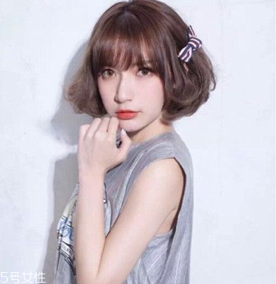 短發(fā)卷發(fā)怎么弄好看？裴秀智發(fā)型同款get