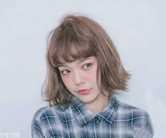 齊肩發(fā)怎么燙好看？女生發(fā)型設計與臉形搭配