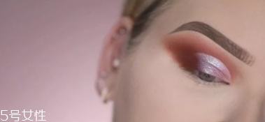 huda beauty沙漠盤怎么畫？油管大神一步步示范