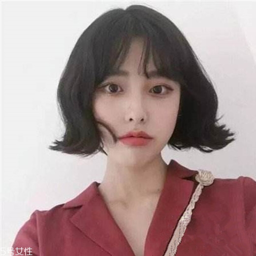 齊肩發(fā)怎么燙好看？女生發(fā)型設計與臉形搭配