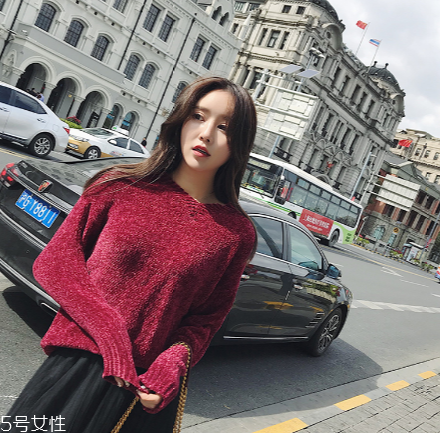 絲絨毛衣怎么搭配？優(yōu)雅氣質(zhì)全靠它