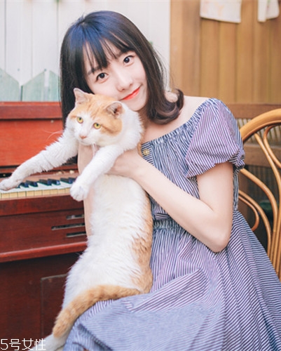 小個(gè)子女生適合什么發(fā)型？蓬松隨意效果
