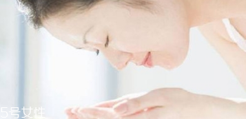 孕婦可以用洗面奶嗎？要選擇孕婦專用