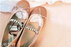 uterque鞋子怎么樣？出國(guó)必入的女鞋品牌