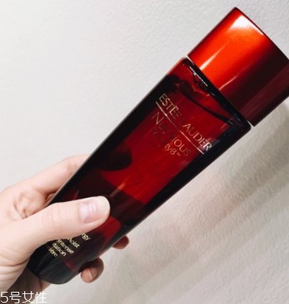 雅詩(shī)蘭黛紅石榴和雪花秀滋陰哪個(gè)好？
