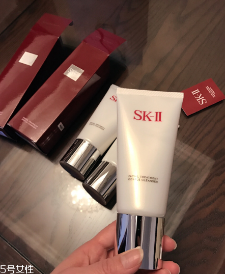 sk2洗面奶和cpb洗面奶哪個(gè)好用？無限回購的洗面奶