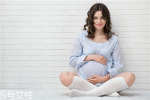 親潤和袋鼠媽媽哪個(gè)好用？孕婦專用品牌