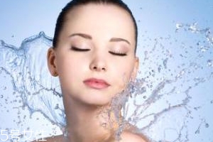冬季臉部干燥如何補(bǔ)水？超便宜國貨補(bǔ)水神器