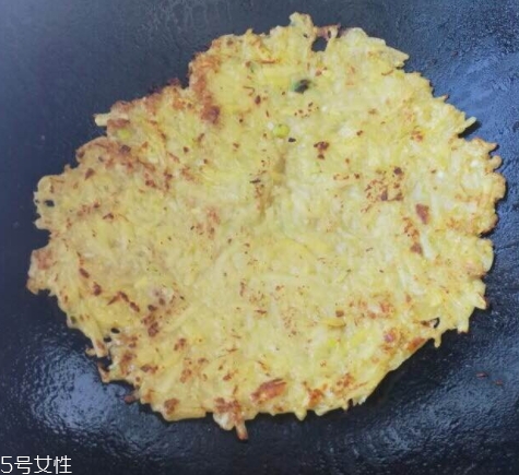 琺瑯鍋可以炒菜嗎？要選對琺瑯鍋