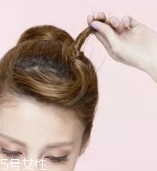 馬尾怎么扎顯臉??？馬尾位置越高越精神