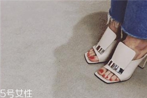 sergio rossi鞋子偏碼嗎？游走時(shí)尚尖端