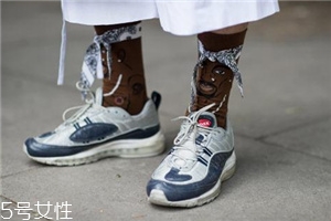 運(yùn)動(dòng)鞋多久洗一次？清洗不用太頻繁