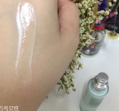 雅詩蘭黛乳液多少錢？