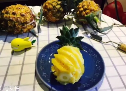 泰國(guó)迷你小菠蘿多少錢(qián)一斤？mini小菠蘿火遍泰國(guó)